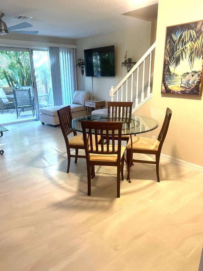Coastal Townhome In Jupiter 1 Mile To Beach! Extérieur photo