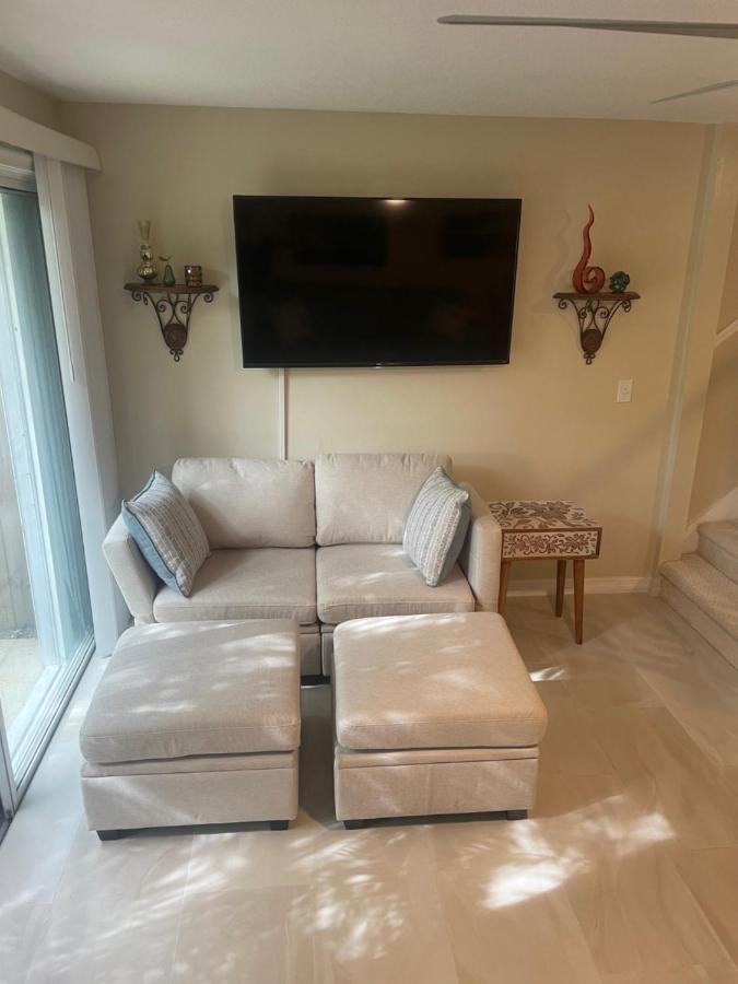 Coastal Townhome In Jupiter 1 Mile To Beach! Extérieur photo